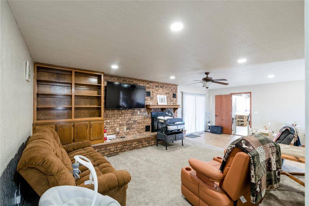 Sayre, OK 73662,109 Park DR