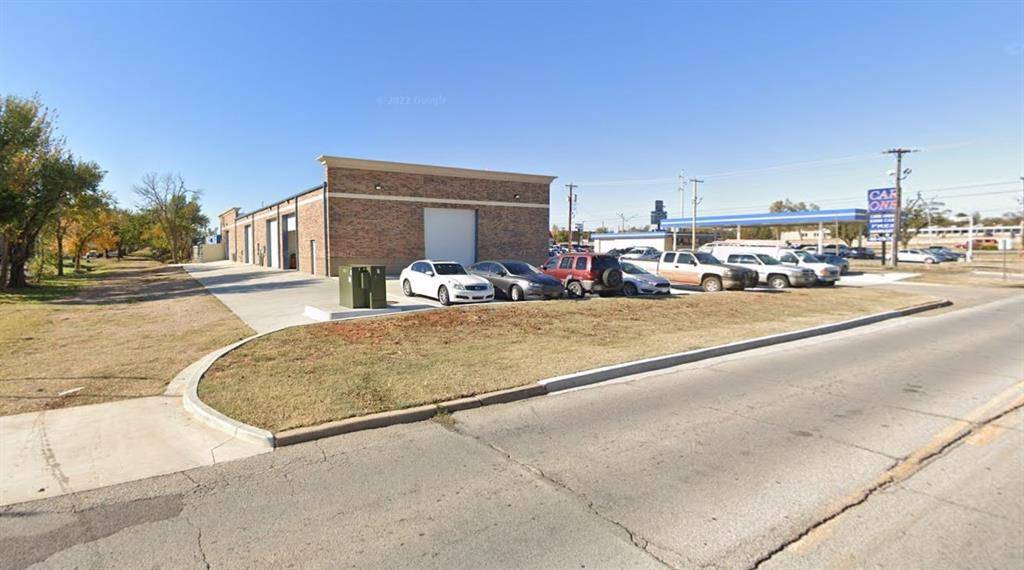 Warr Acres, OK 73122,3913 N Ann Arbor AVE #C