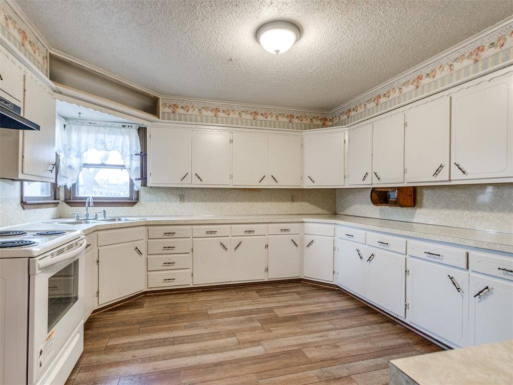 Lexington, OK 73051,304 W Beech ST