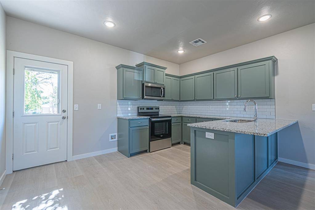 Shawnee, OK 74801,1108 W Dewey ST