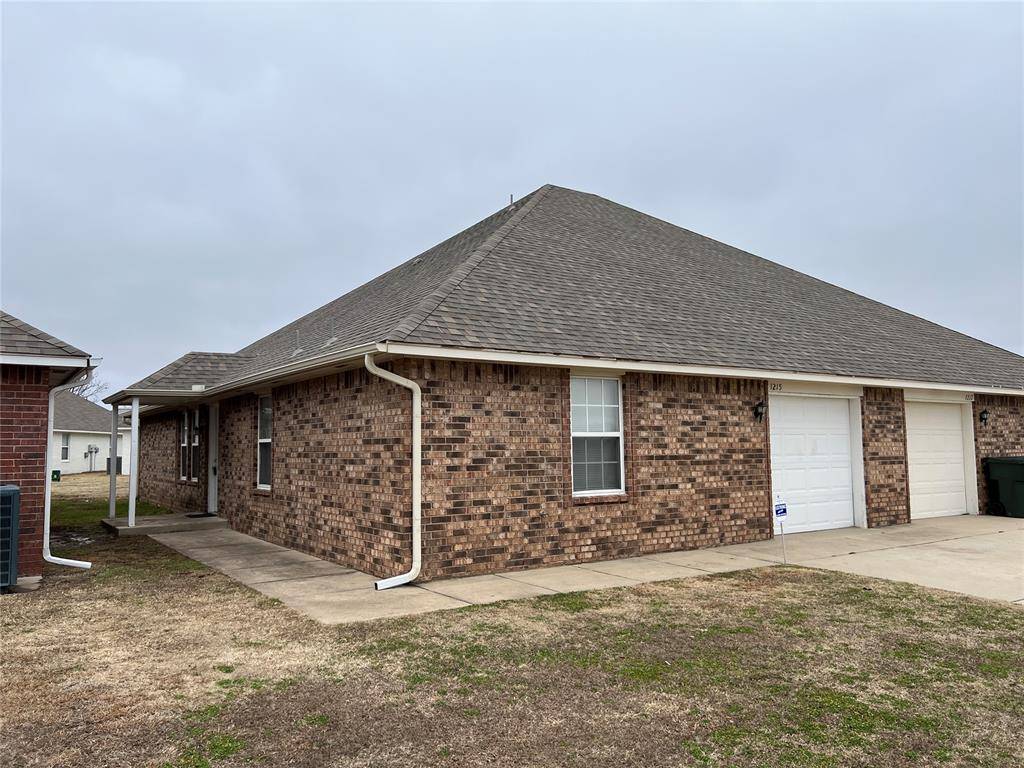 Norman, OK 73071,1300 Commerce DR #1302 & 1215/1217 Eastgate