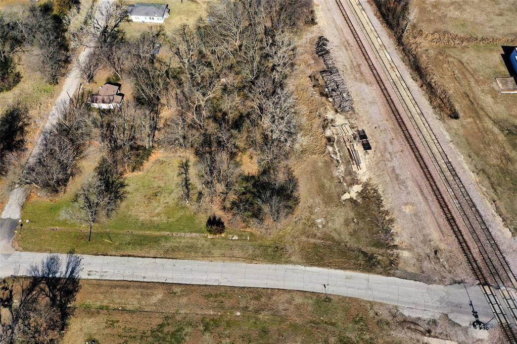Okmulgee, OK 74447,610 E 2nd ST