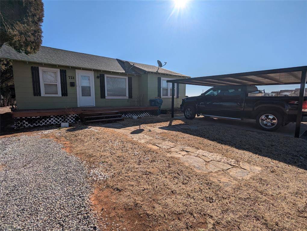 Cordell, OK 73632,721 S Middle ST