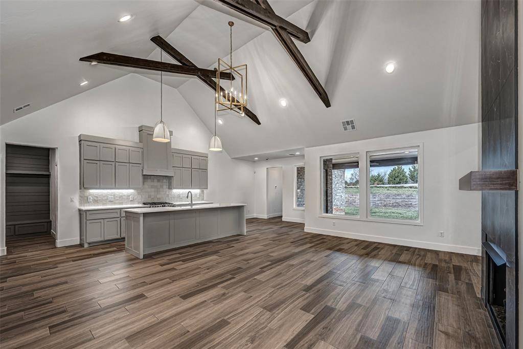Edmond, OK 73034,4117 Emery DR