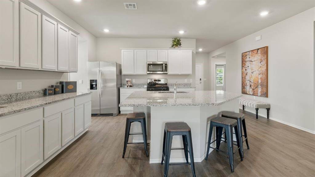 Yukon, OK 73099,10525 SW 24th TER