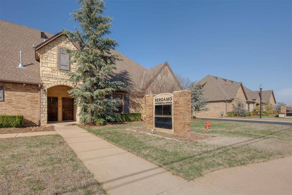 Oklahoma City, OK 73170,2201 SW 119th ST #a