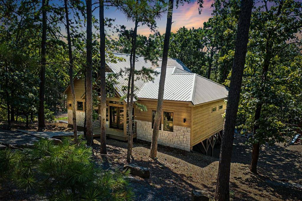 Broken Bow, OK 74728,175 Fish Hook RD