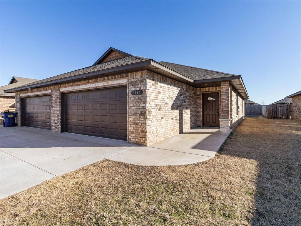 El Reno, OK 73036,1835 Cypress LN