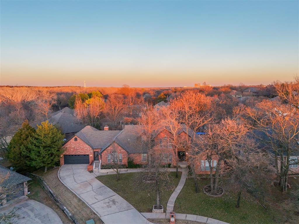 Edmond, OK 73034,608 Fox Hill DR