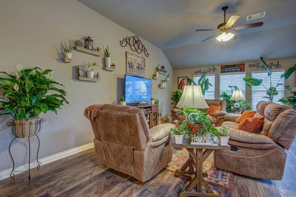 Edmond, OK 73013,7009 NW 157th TER