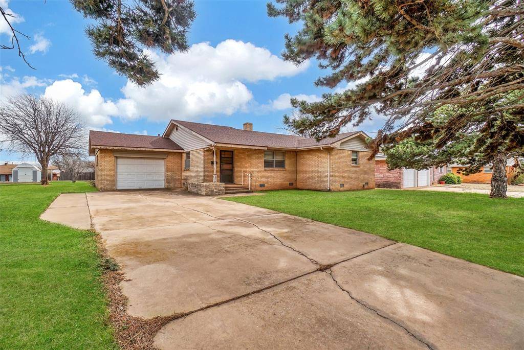 Cordell, OK 73632,1311 N College ST