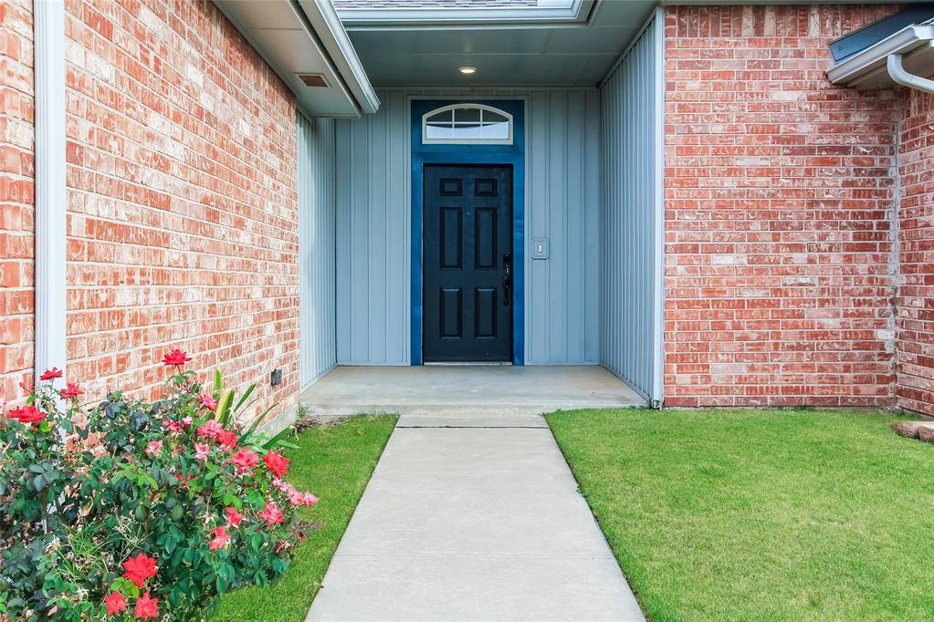 Edmond, OK 73012,509 NW 174th ST