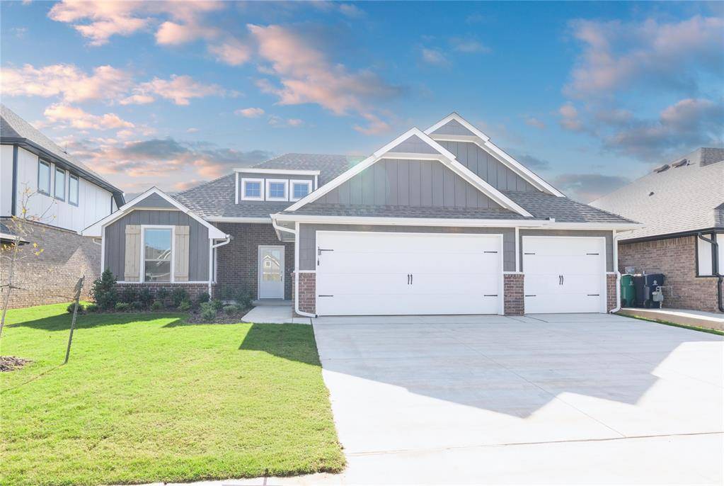 Edmond, OK 73013,4208 NW 158th ST