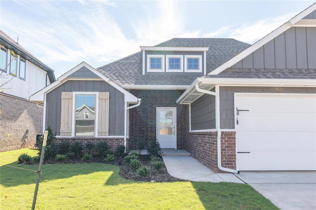 Edmond, OK 73013,4208 NW 158th ST