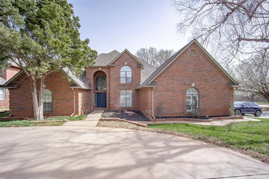 Edmond, OK 73131,13500 Green Cedar LN