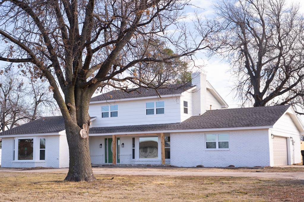 Moore, OK 73160,2908 N Santa Fe AVE