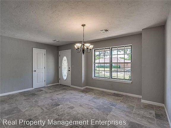 Oklahoma City, OK 73120,2325 NW 119th ST