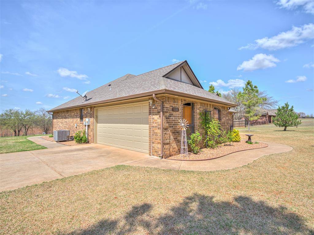 Blanchard, OK 73010,5301 N COUNTY LINE AVE