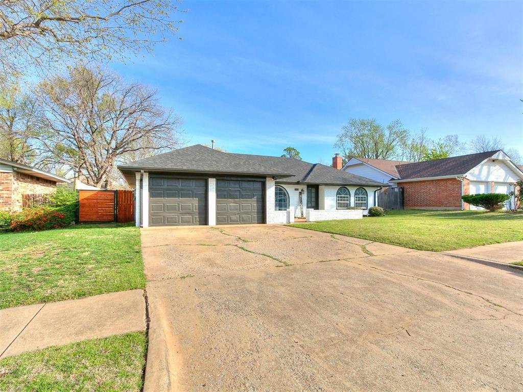 Norman, OK 73071,1911 Ridgewood DR