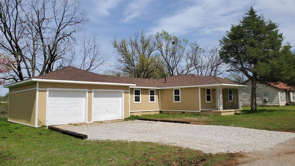 Meeker, OK 74855,122 W Decker