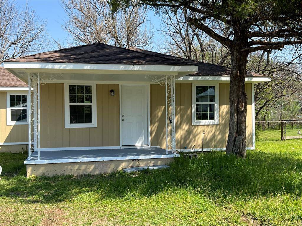 Meeker, OK 74855,122 W Decker