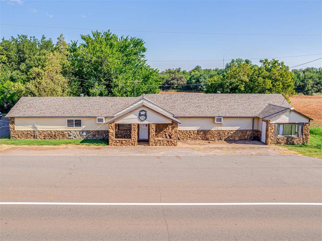 Kingfisher, OK 73750,16109 State Hwy 33
