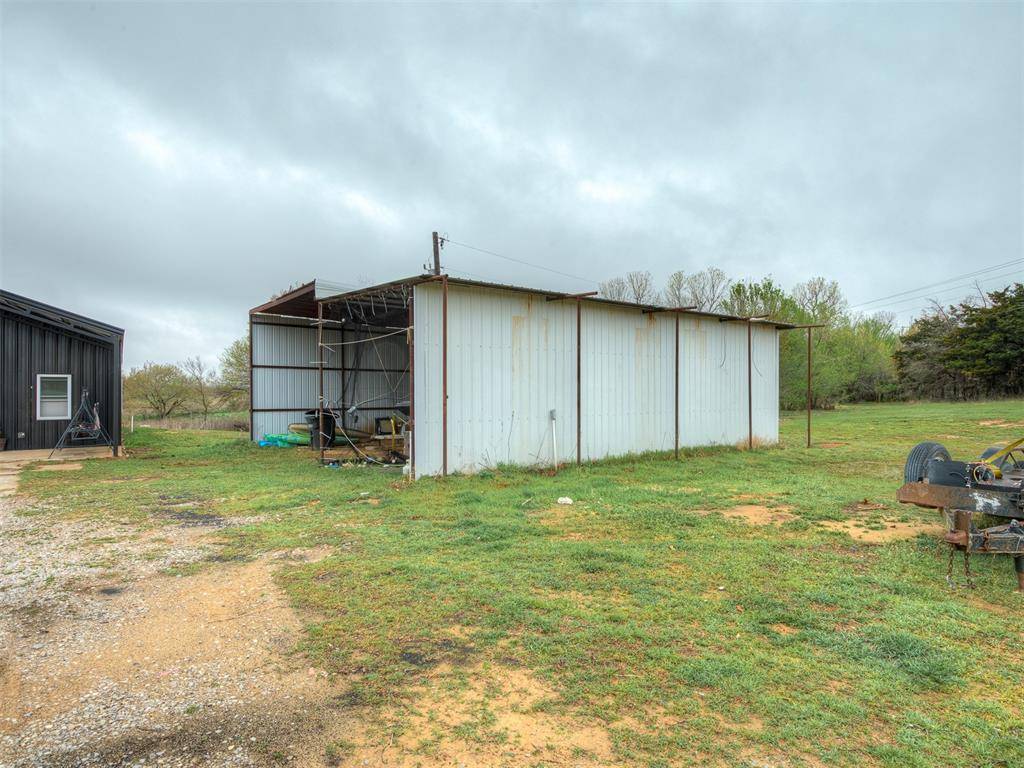 Cement, OK 73017,27093 County Road 1442 RD