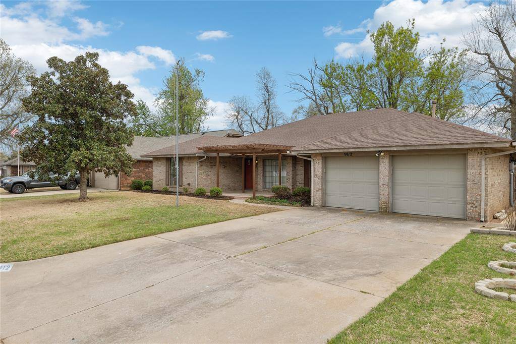 Oklahoma City, OK 73130,9112 Oak Hollow DR