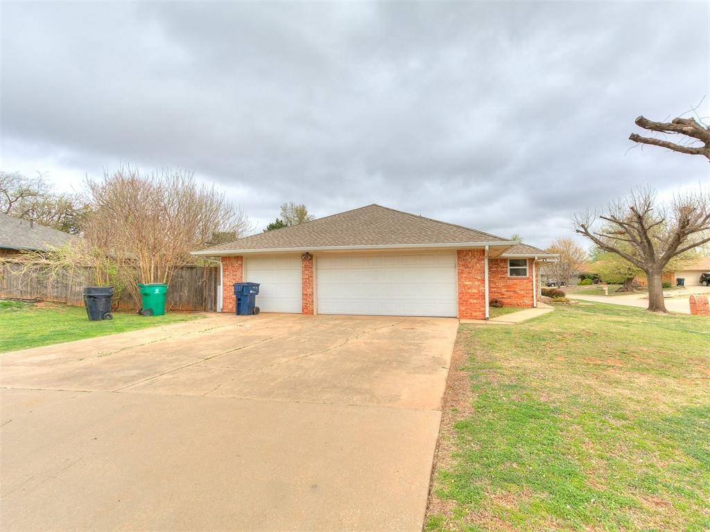 Oklahoma City, OK 73162,11005 N Grove AVE