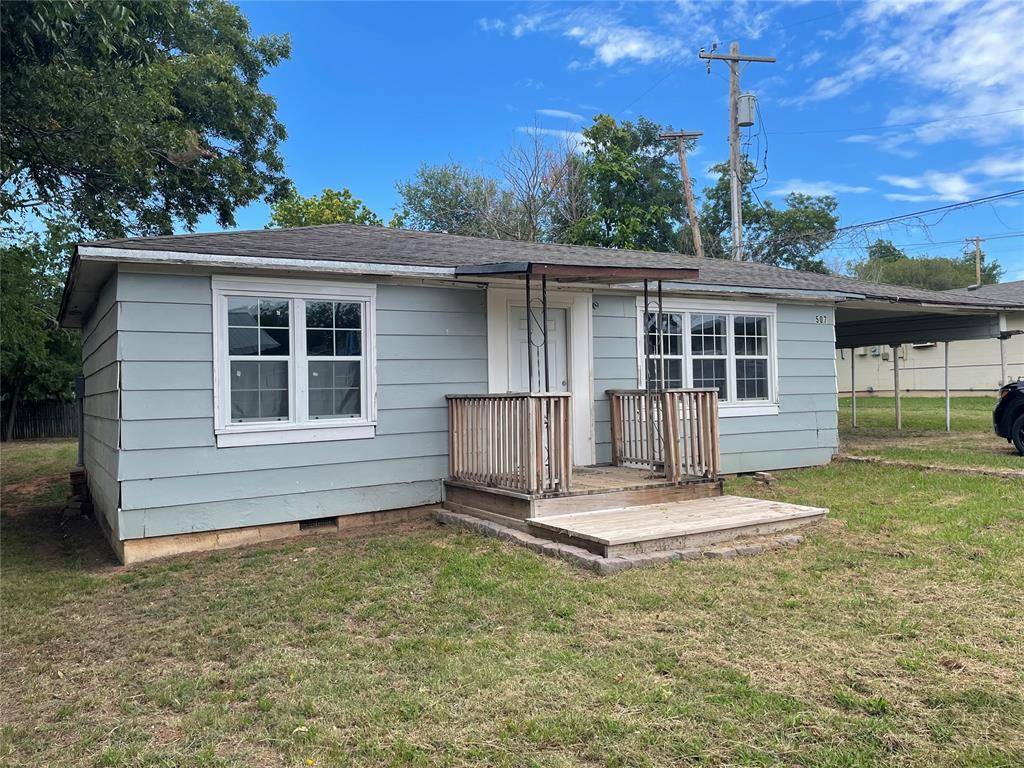 Tecumseh, OK 74873,507 E Walnut ST