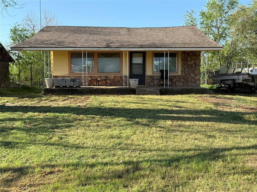 Carnegie, OK 73015,1709 Fisherman RD