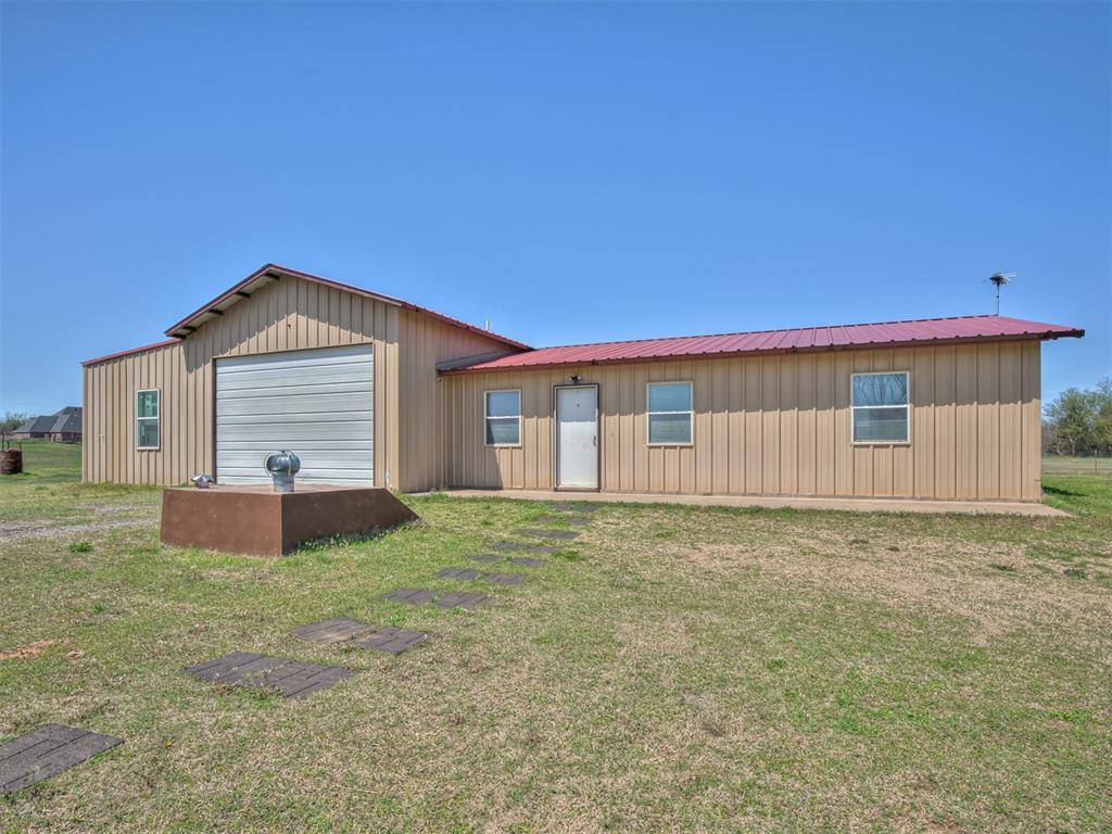 Tuttle, OK 73089,1018 County Street 2937
