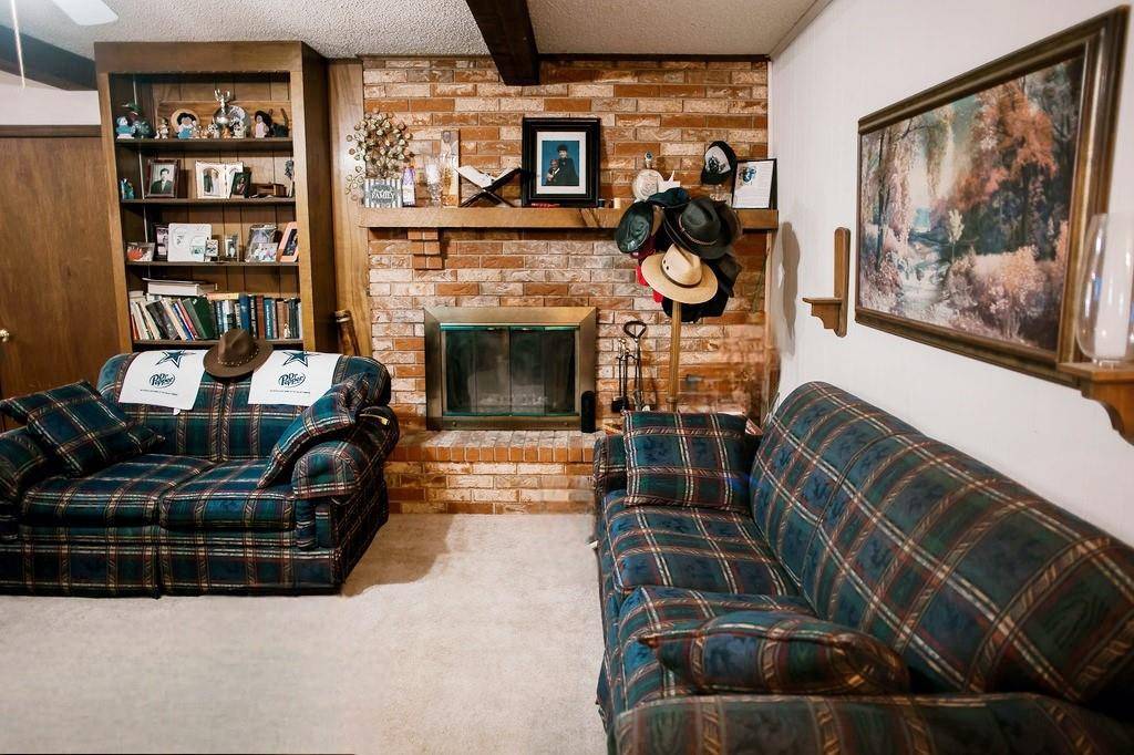 Atoka, OK 74525,348 W Maple LN