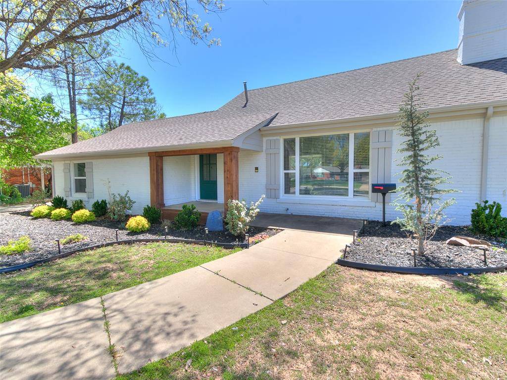 Nichols Hills, OK 73120,1804 Guilford LN