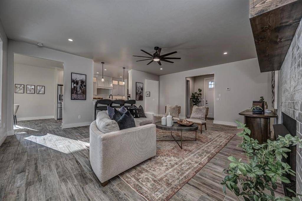 Edmond, OK 73013,6216 NW 163rd PL