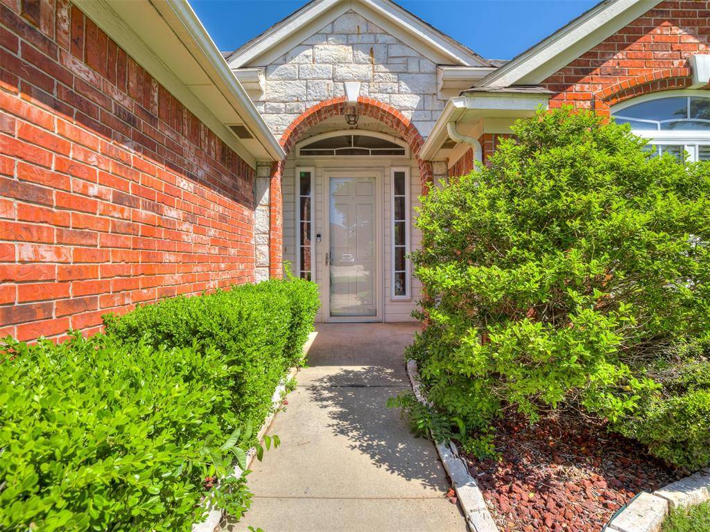 Moore, OK 73160,2625 SE 8th ST