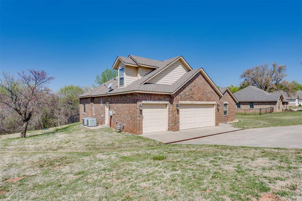 Newcastle, OK 73065,3719 Black Forrest CT