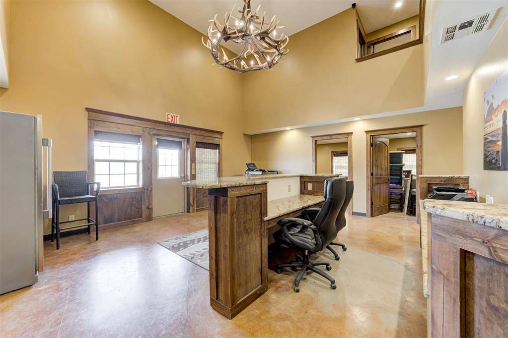 Hennessey, OK 73742,3070 N 2780 RD