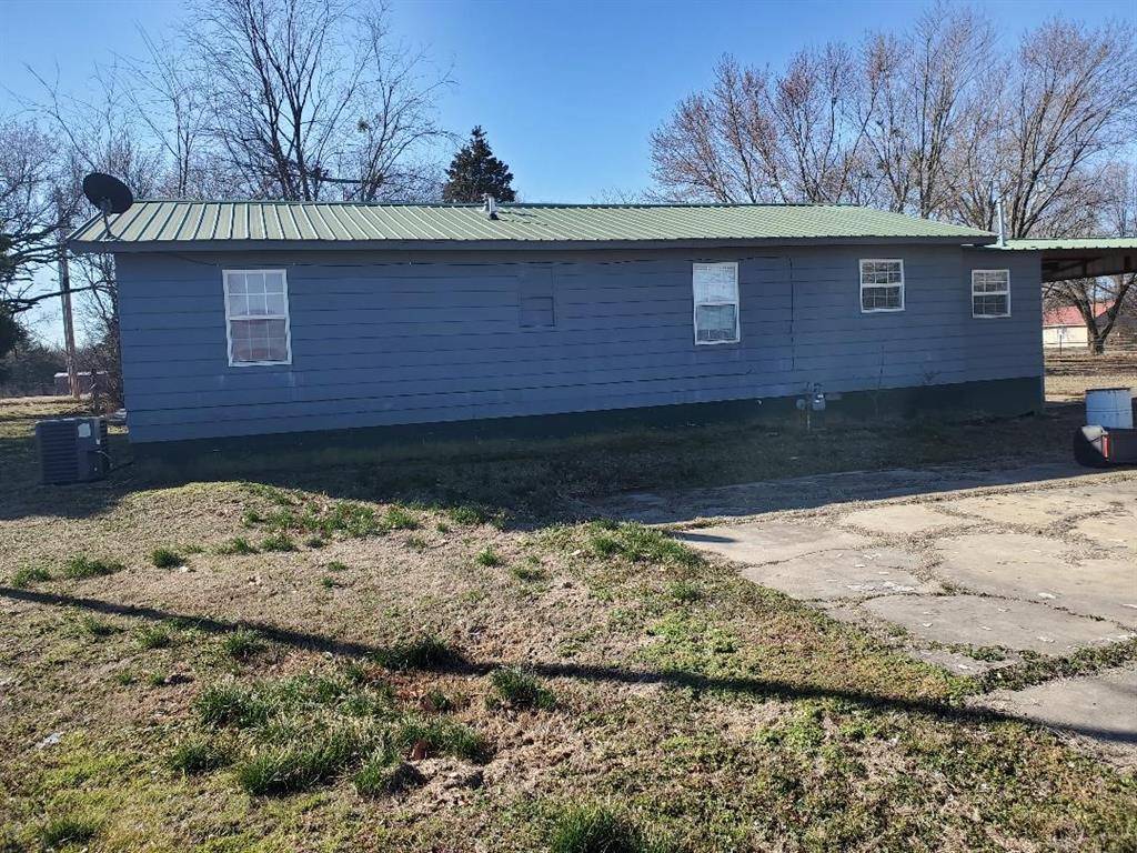 Okemah, OK 74859,824 W Houston ST