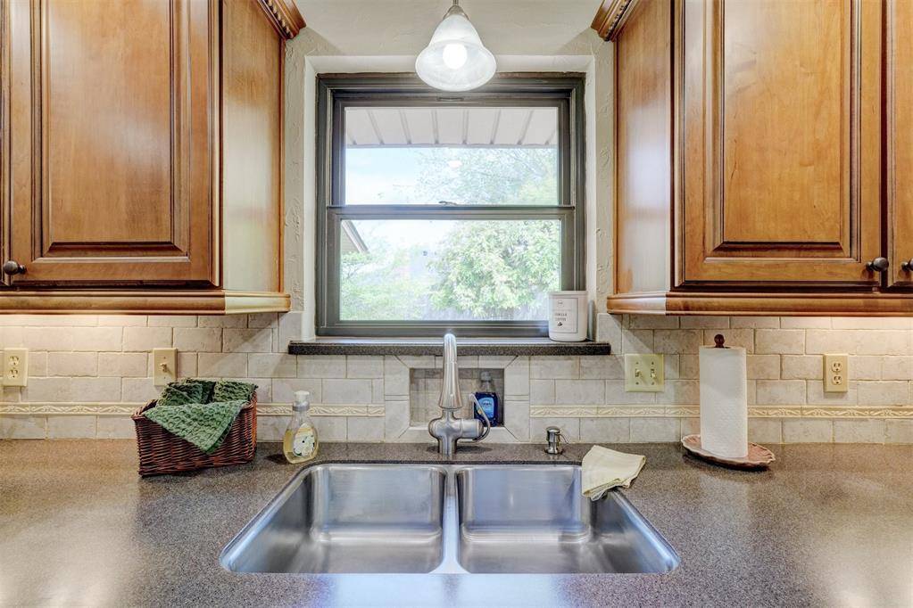 Moore, OK 73160,1305 21st PL