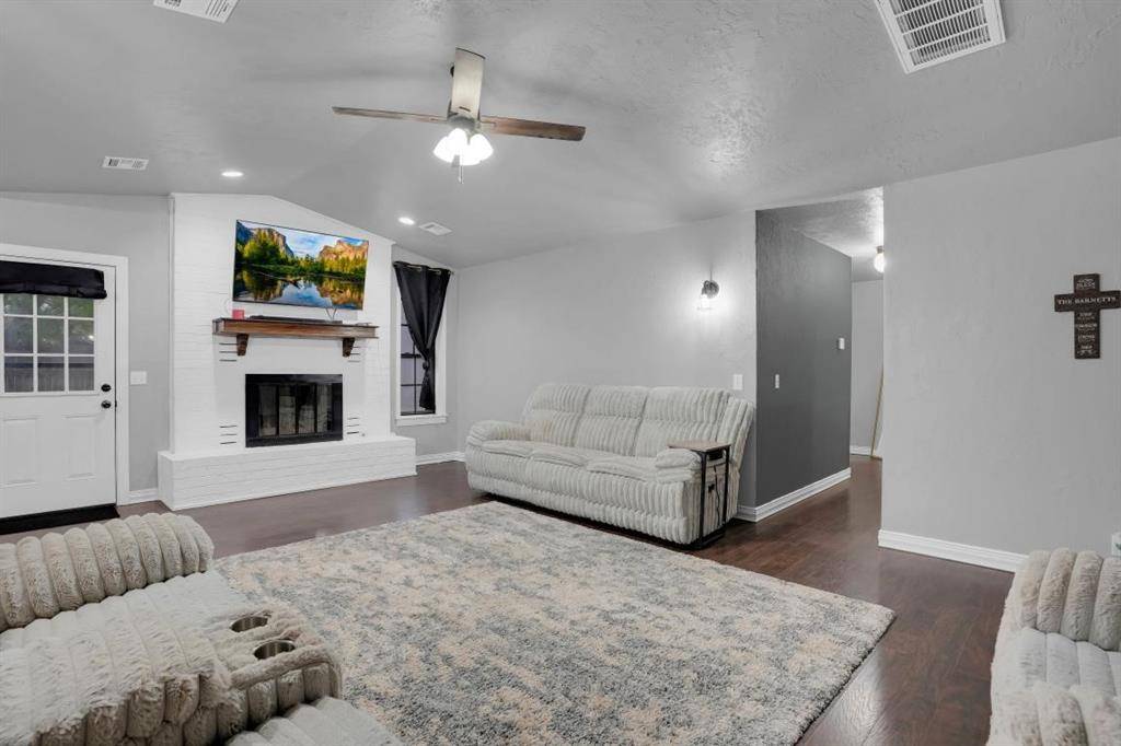 Clinton, OK 73601,265 Regency DR