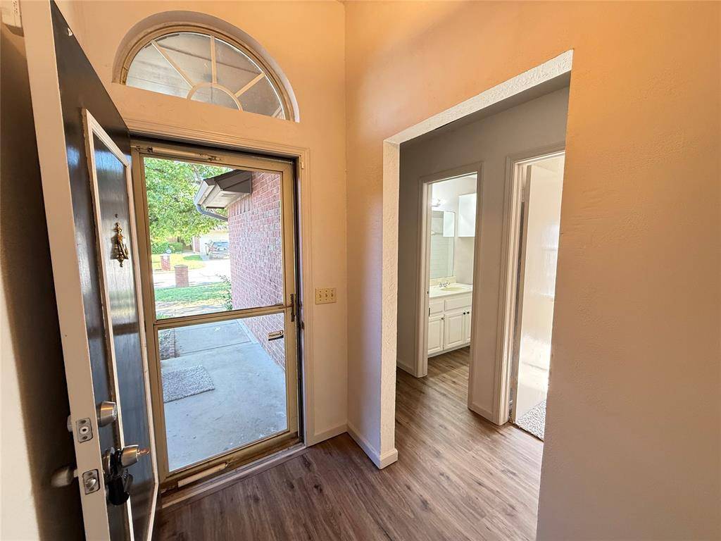 Edmond, OK 73012,528 NW 172nd PL