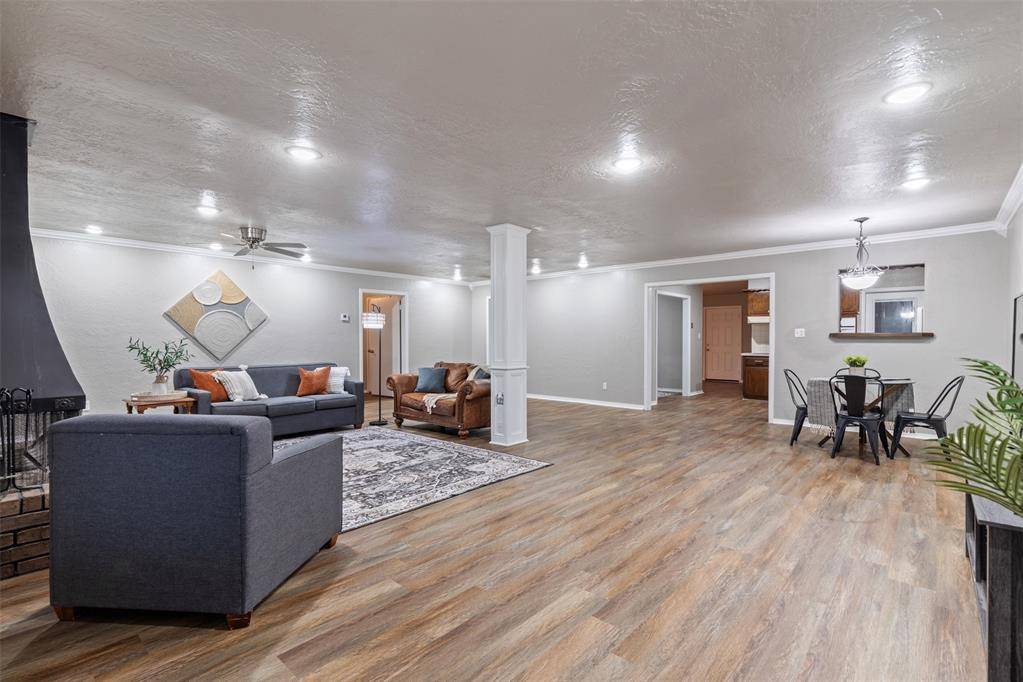 Moore, OK 73160,1312 N Nail Pkwy