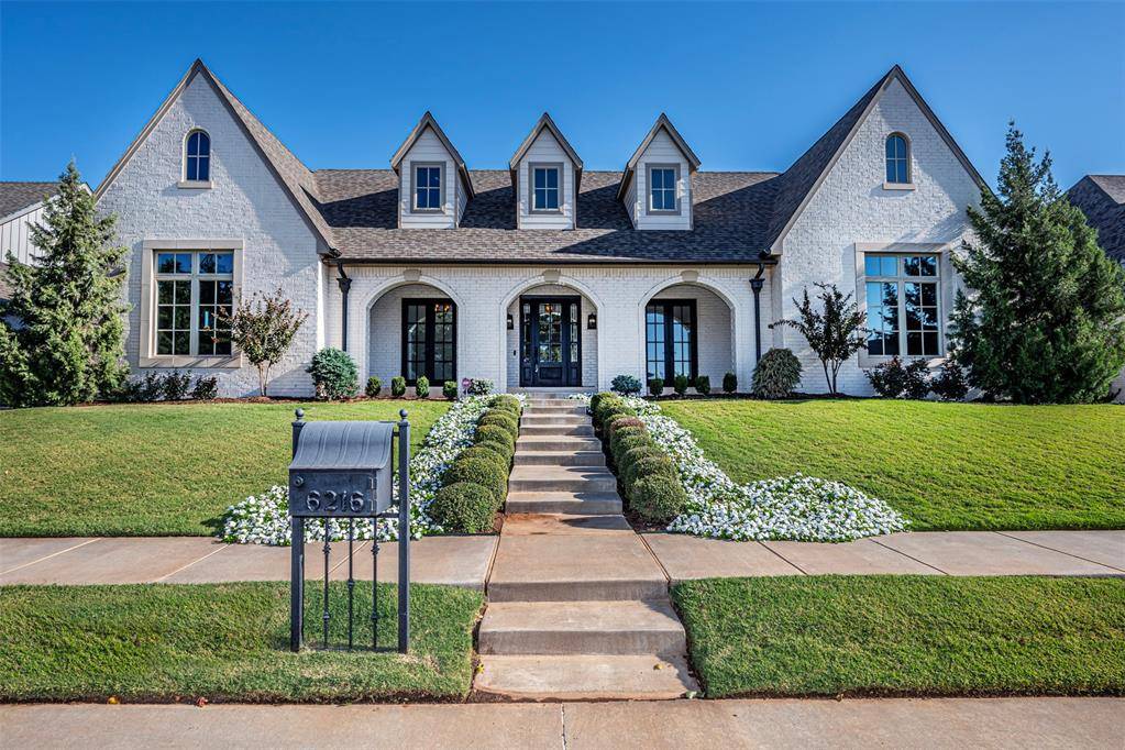 Edmond, OK 73025,6216 Hazeltine DR