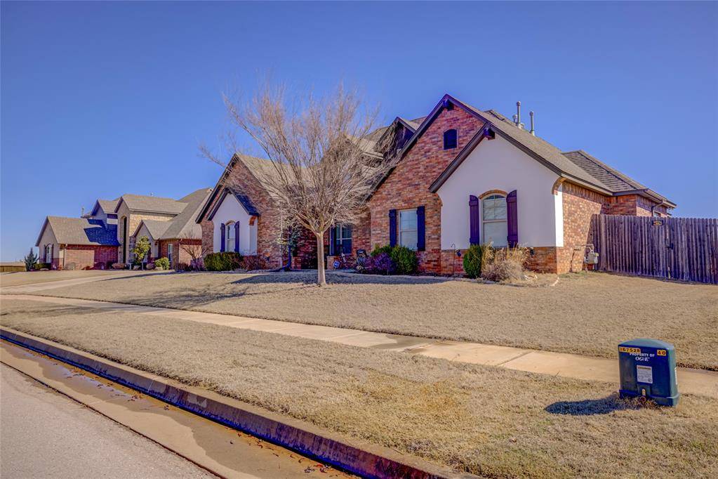 Oklahoma City, OK 73165,14716 Bella Maria DR