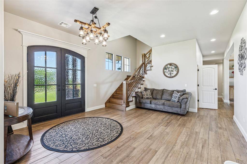Tuttle, OK 73089,1330 County Street 2927