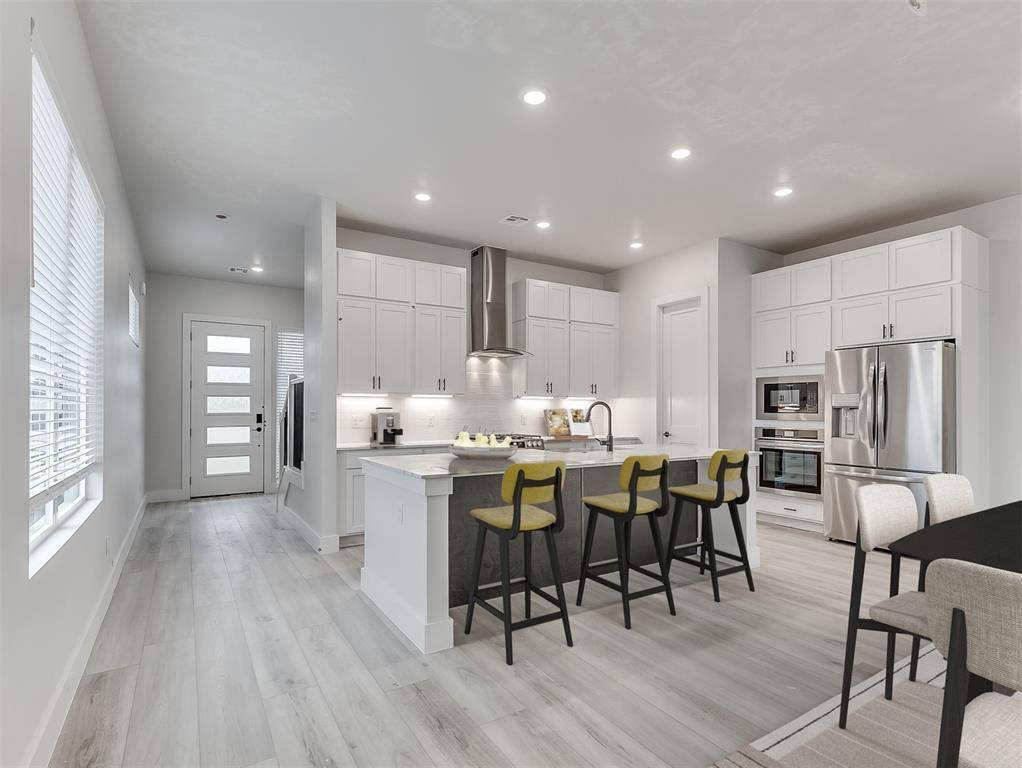 Edmond, OK 73013,5712 NW 154th TER