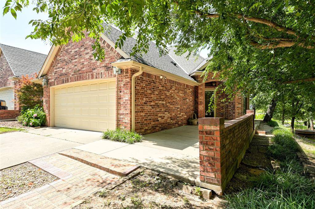 Edmond, OK 73034,1720 TENBEARS RD
