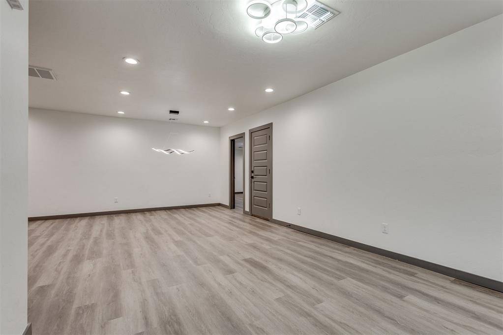 Oklahoma City, OK 73117,1139 NE Grand BLVD