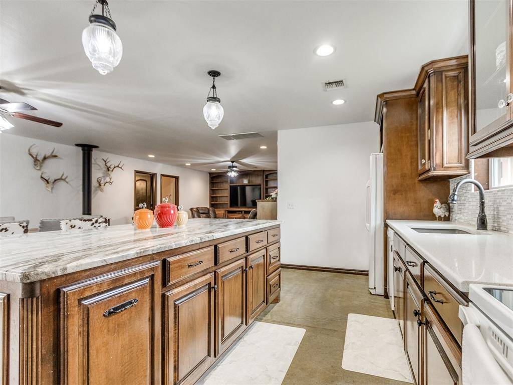 Guthrie, OK 73044,11615 E Prairie Grove RD